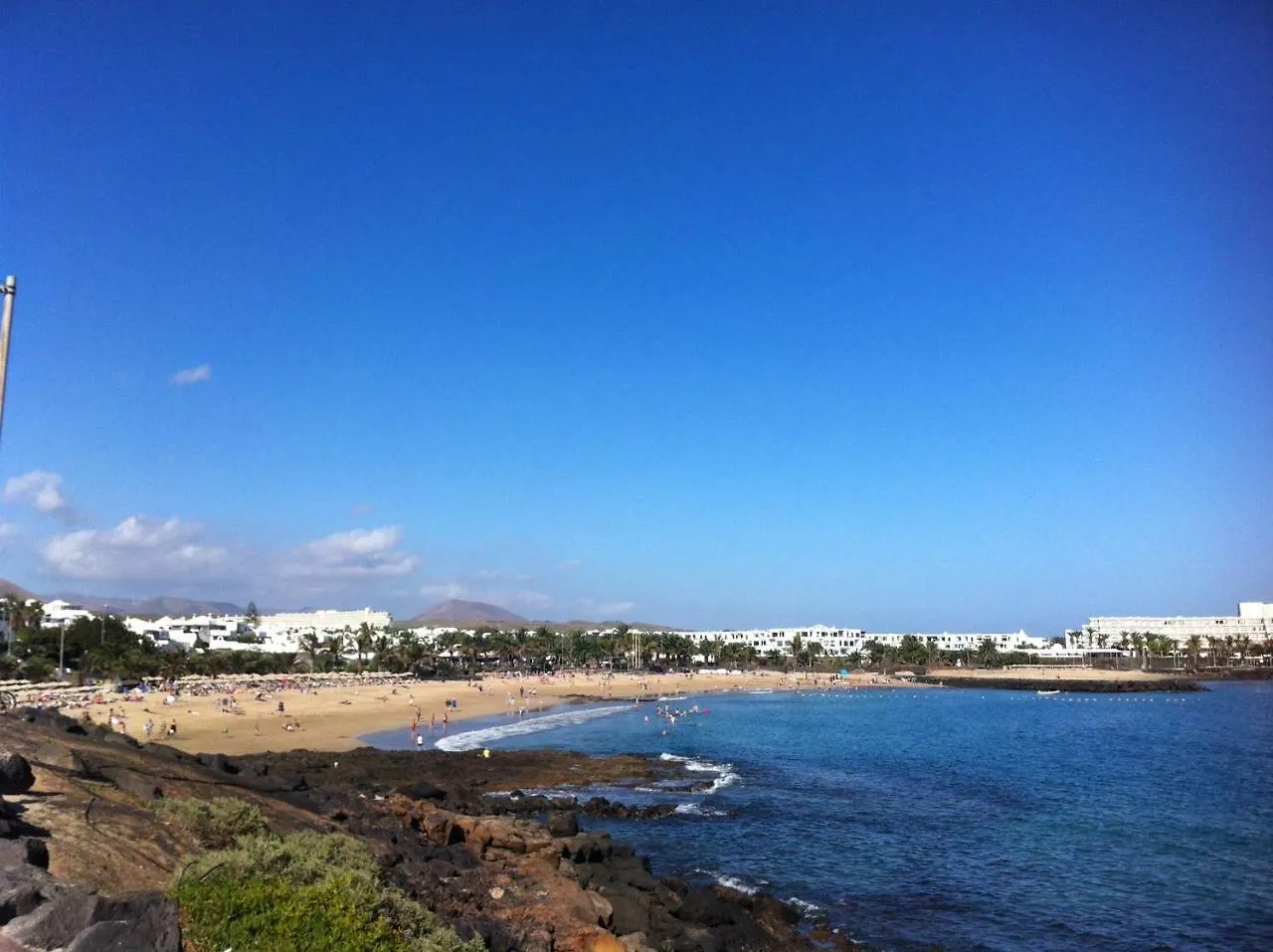 Holiday home The Beach House - Central Location - Private Plunge Pool - Roof Terrace - 100M To Beach Costa Teguise Spain